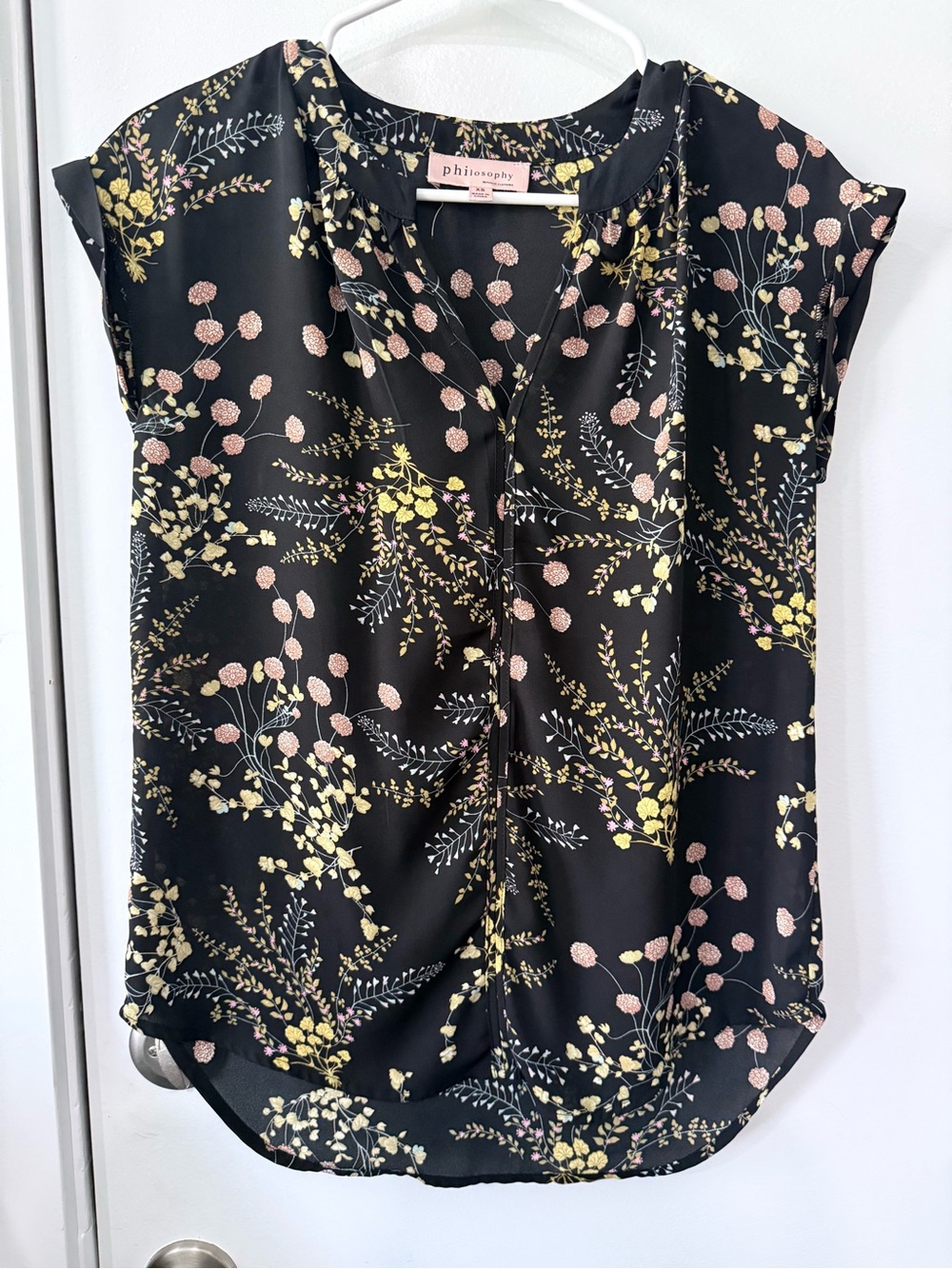 philosophy Black Floral Cap-Sleeve Blouse, small, never worn